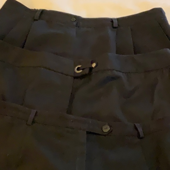 $14 bundle of 3 trousers, 2 size 18 & 1 size 16 - Picture 9 of 9